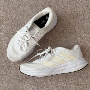 Adidas ortholite womens cloudfoam white tennis shoes size 9.5